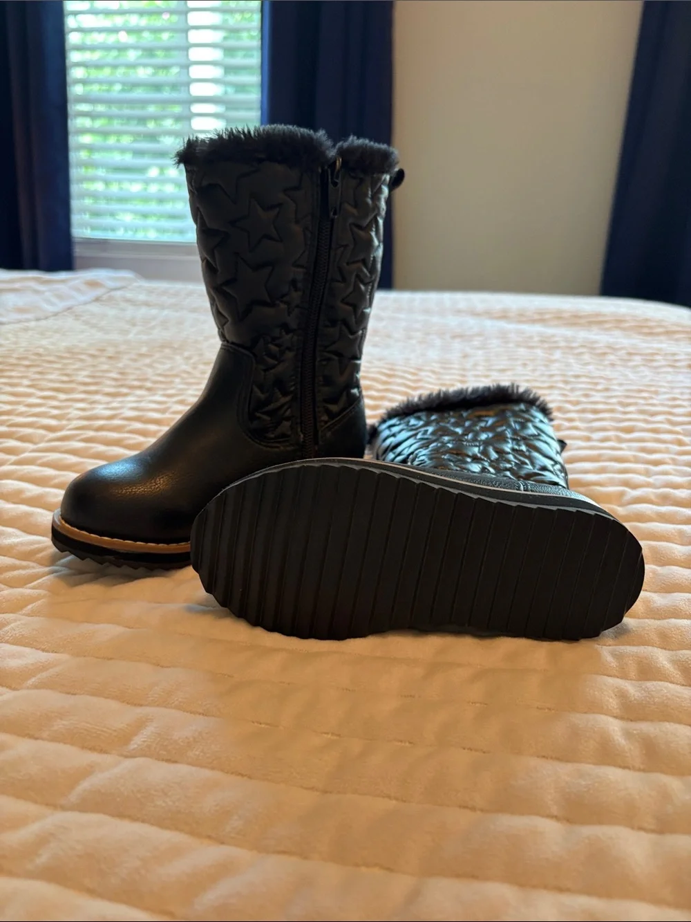 HM girls fur lined black boots
